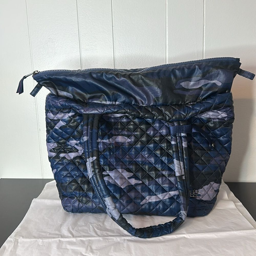 OLIVER THOMAS Wingwoman Large Tote Bag Blue Camo Travel Luggage Purse - Picture 16 of 17